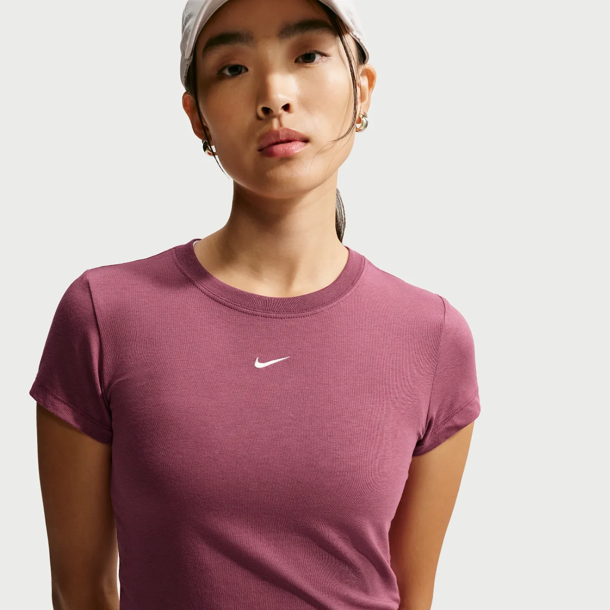 Nike Sportswear Chill Knit T-Shirt