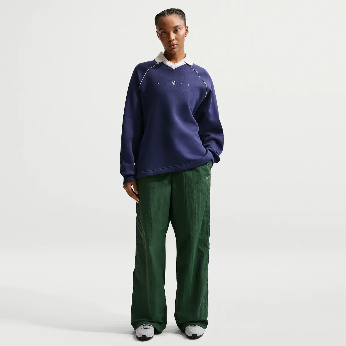 Nike Sportswear Loose High-Waisted Parachute Pants