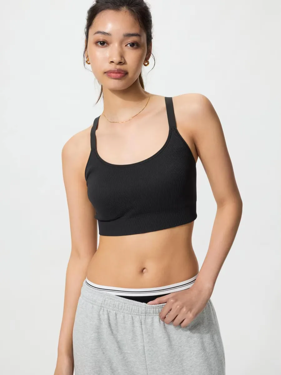 Active Wireless Bra by UNIQLO