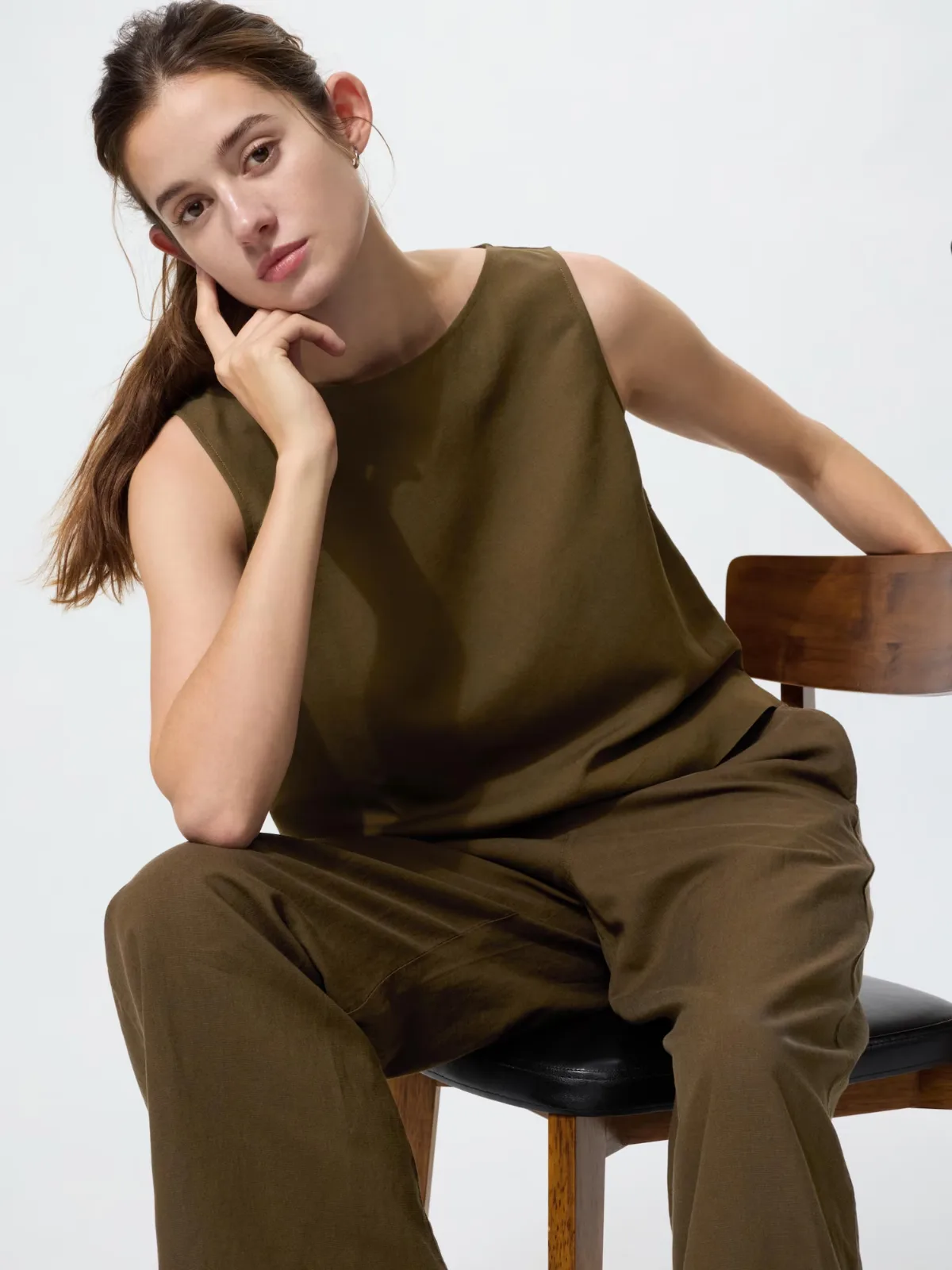 Linen Blend Blouse Sleeveless by UNIQLO