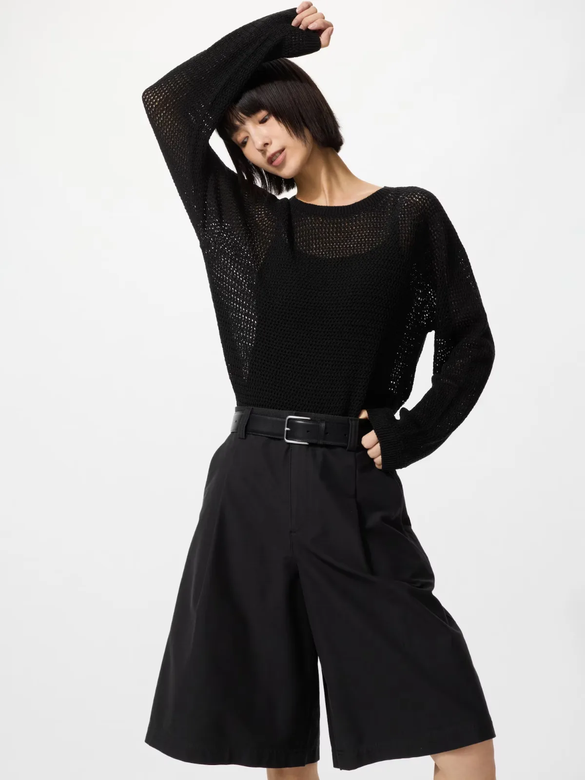 3D Knit Mesh Sweater by UNIQLO