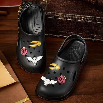 Garden Slippers, Breathable and Quick-Drying, Soft and Comfortable, with Perforated Design by SHEIN