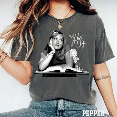 Vintage Hilary Duff the Lucky Me Tour 2026 Comfort Colors T-Shirt Lizzie McGuire Shirt