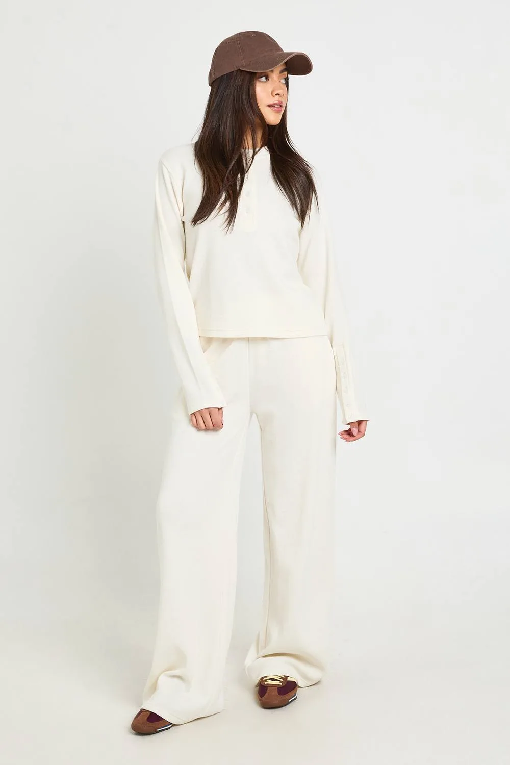 Waffle Straight Leg Trouser by boohoo