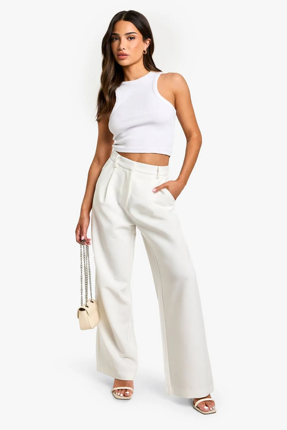 Essential Wide Leg Trouser by boohoo