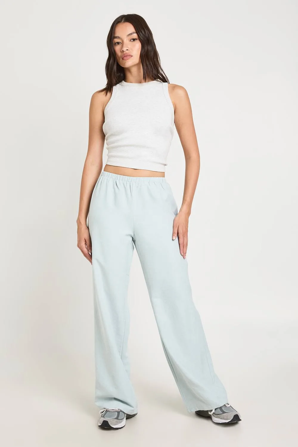 Drawstring Waist Wide Leg Trouser by boohoo