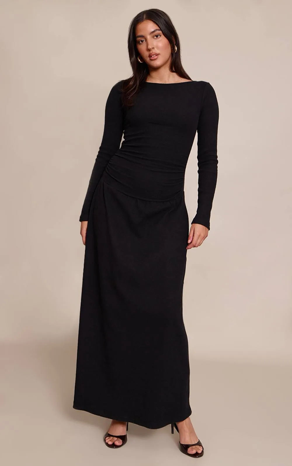 Long Sleeve Drop Hem Maxi Dress by PrettyLittleThing