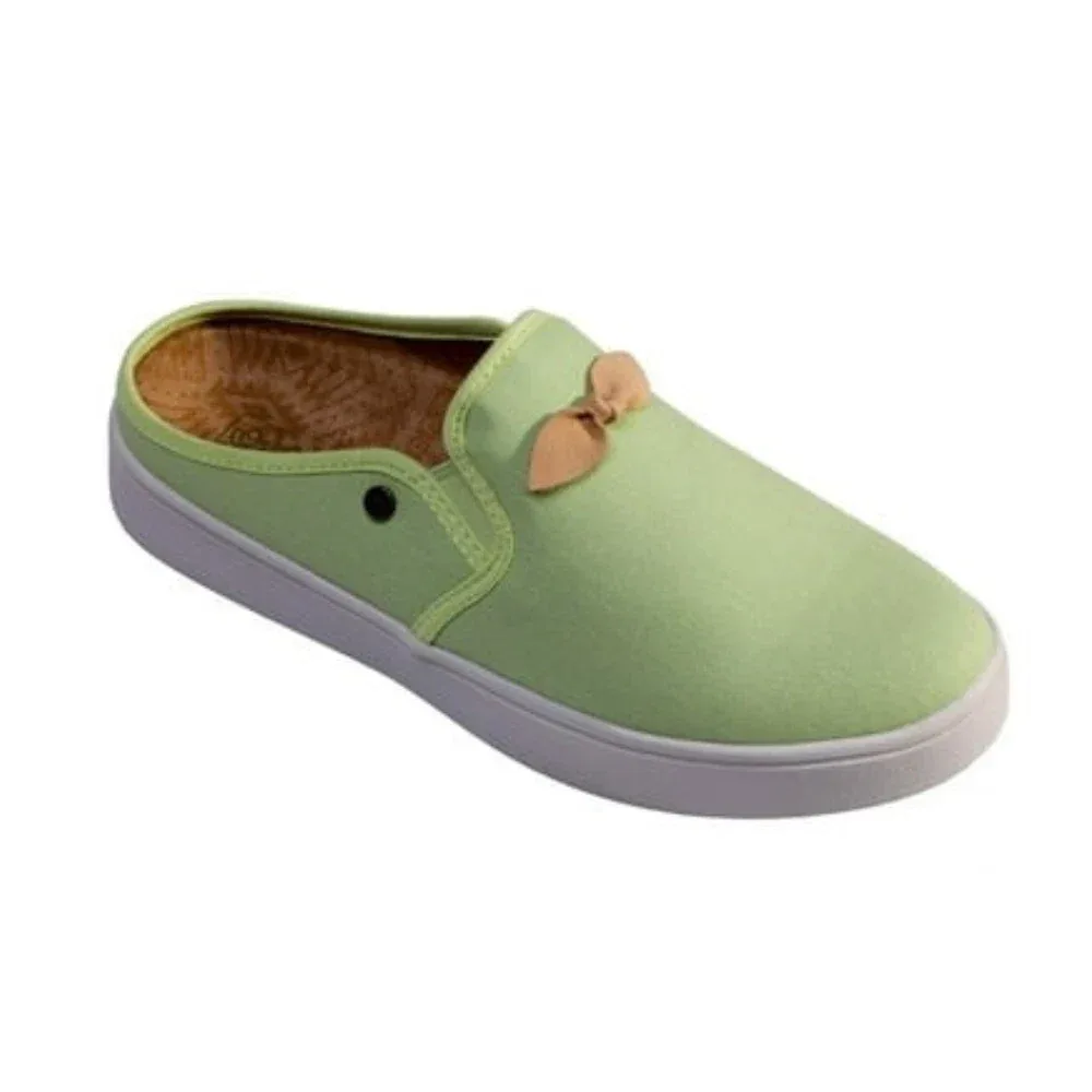 Andrey Sneakers Slip-On Casual Shoes by Spenco
