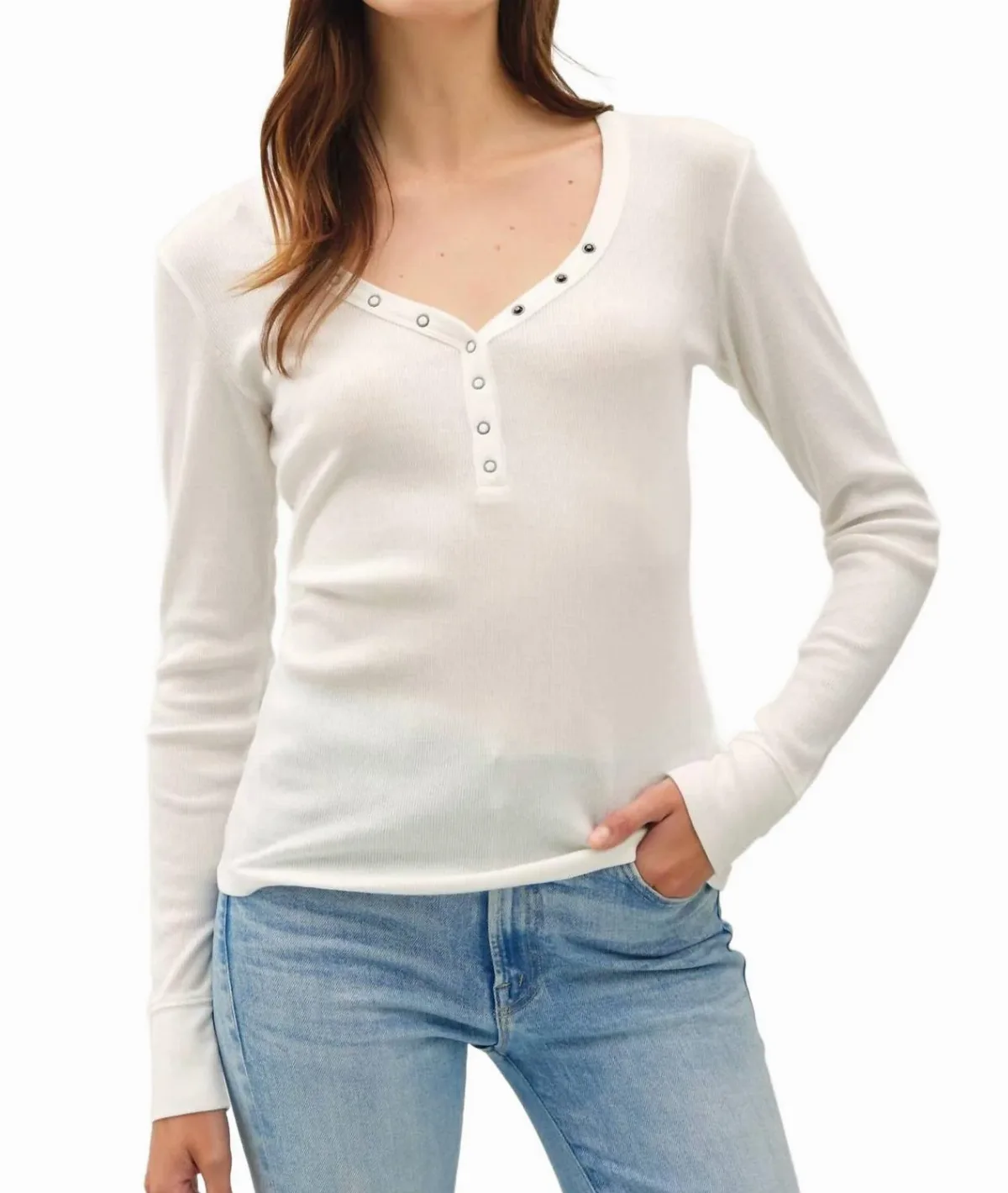 Anna Henley Snap Top by be cool