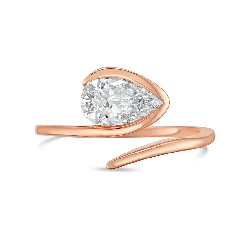 18KT Rose Gold 5.00 Cts Lab Grown Pear Shape Diamond Fashion Ring