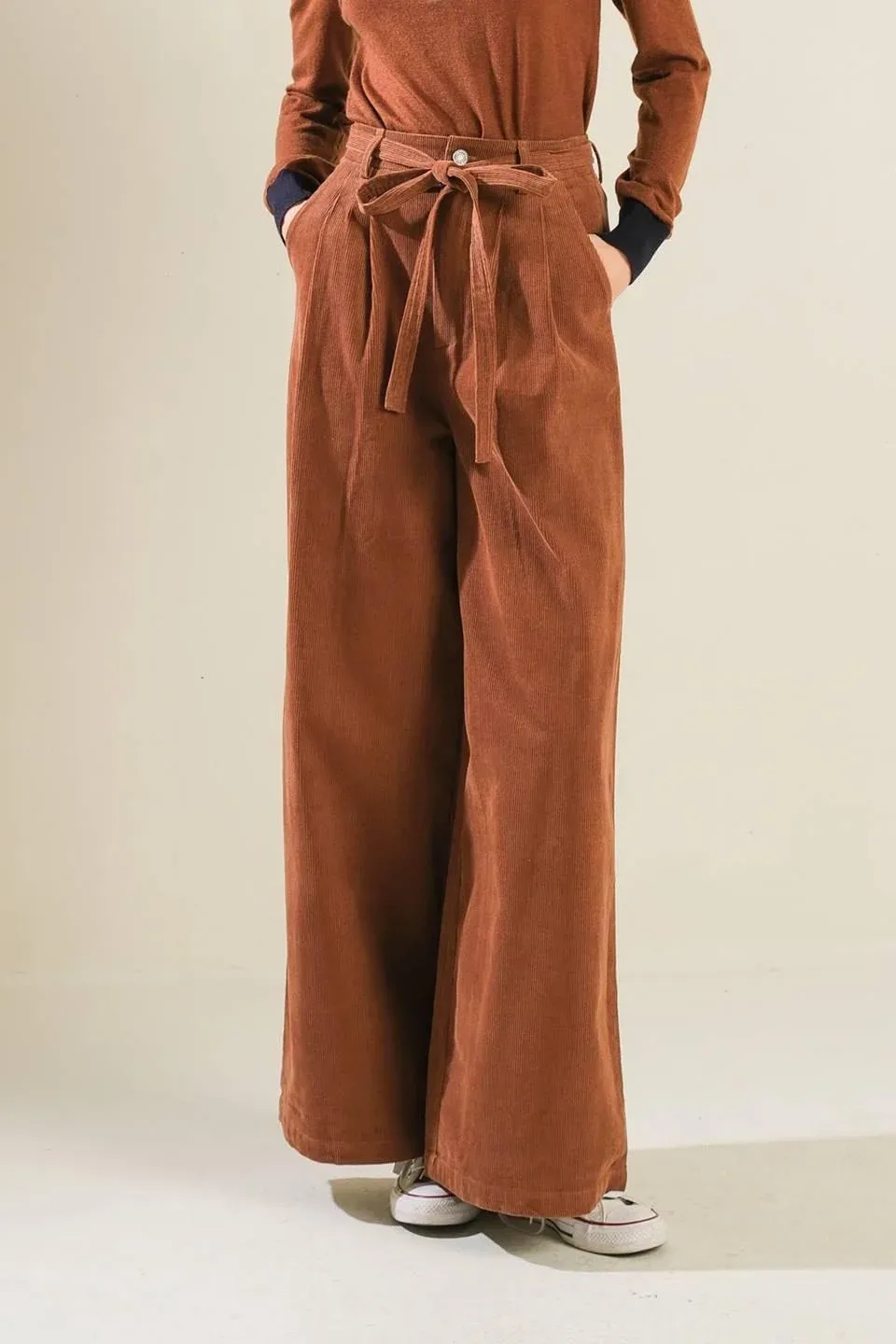 The Fame Woven Pants by TRUEDAMES