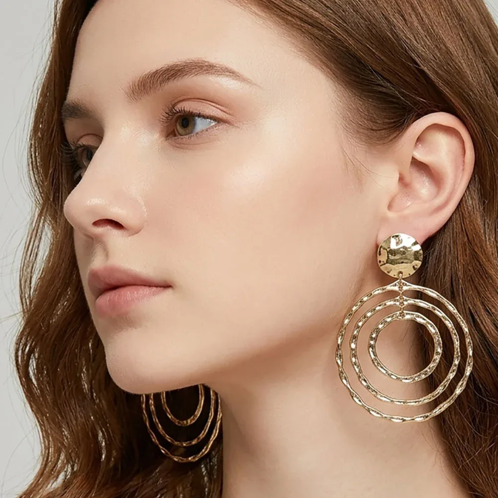Hammered Metal Layered Circle Drop Clip on Earrings