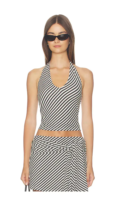 Mora Top by superdown