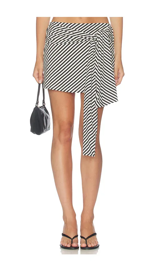 Mora Mini Skirt by superdown
