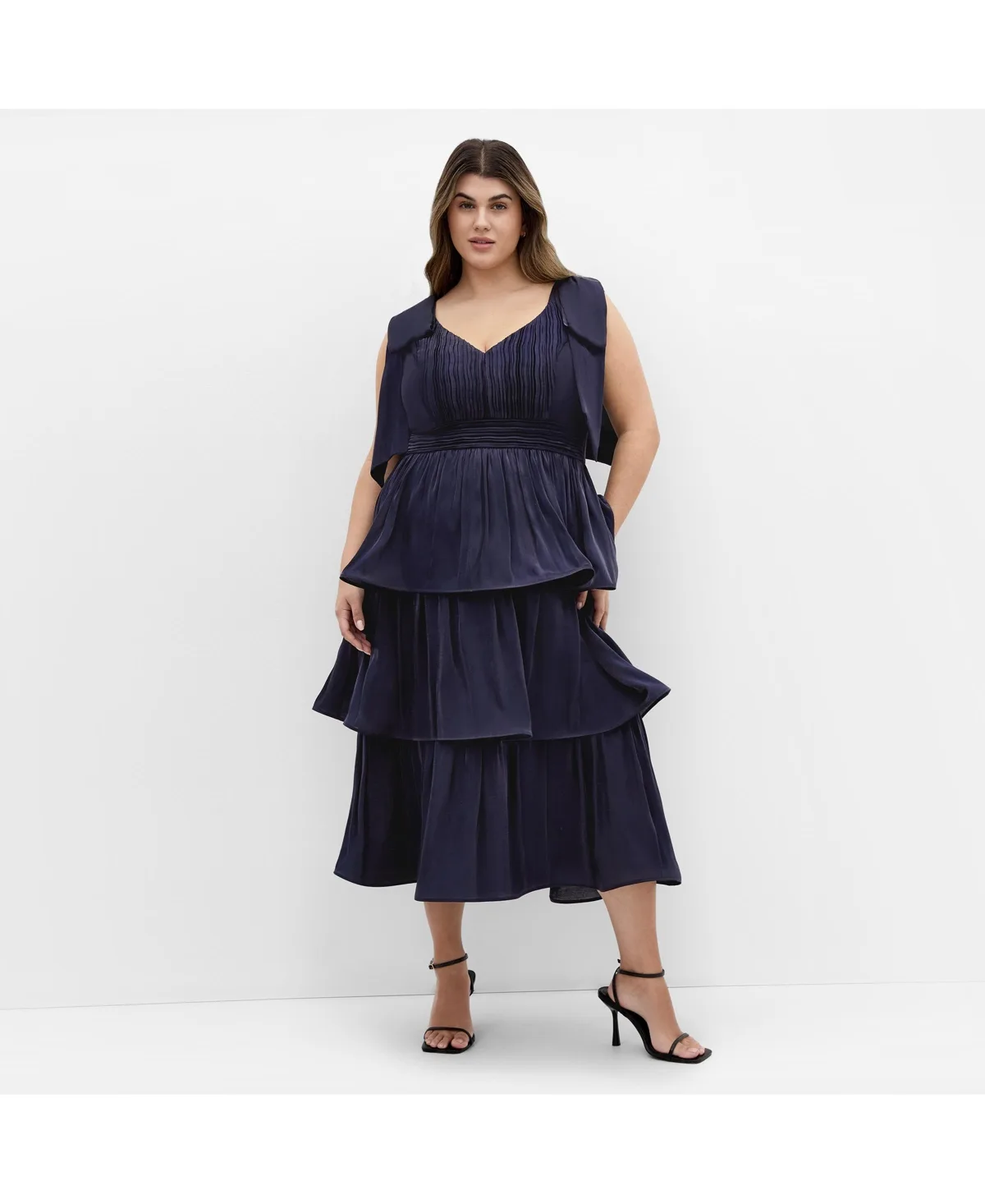 Betty Bow Midi Dress
