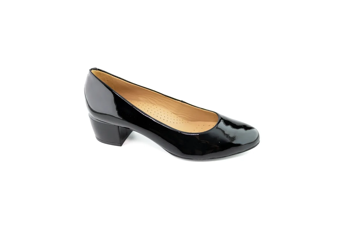 Genuine Leather Broad St 2.0 Pump by Marc Joseph New York