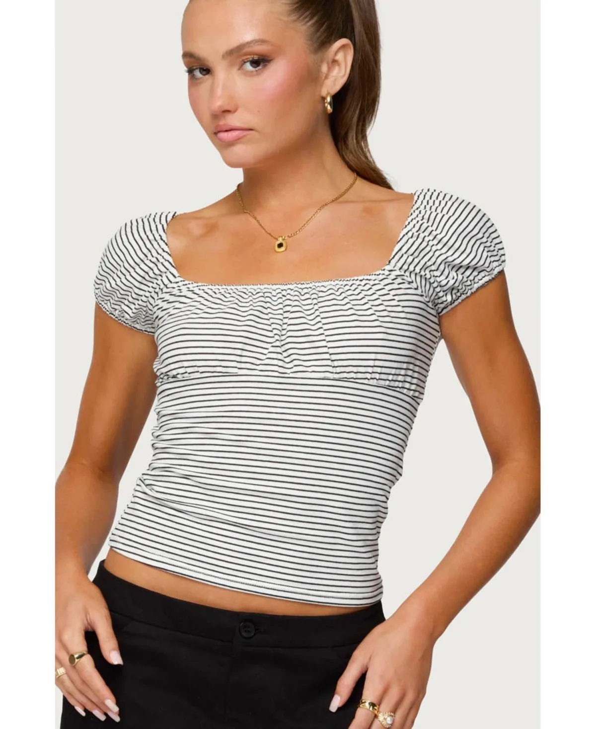Oleana Gathered Bust Top by Edikted