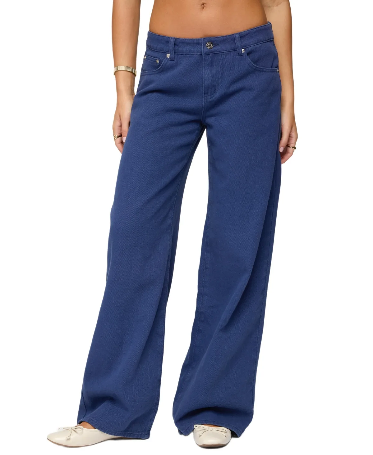 Daytime Low Rise Jeans by Edikted