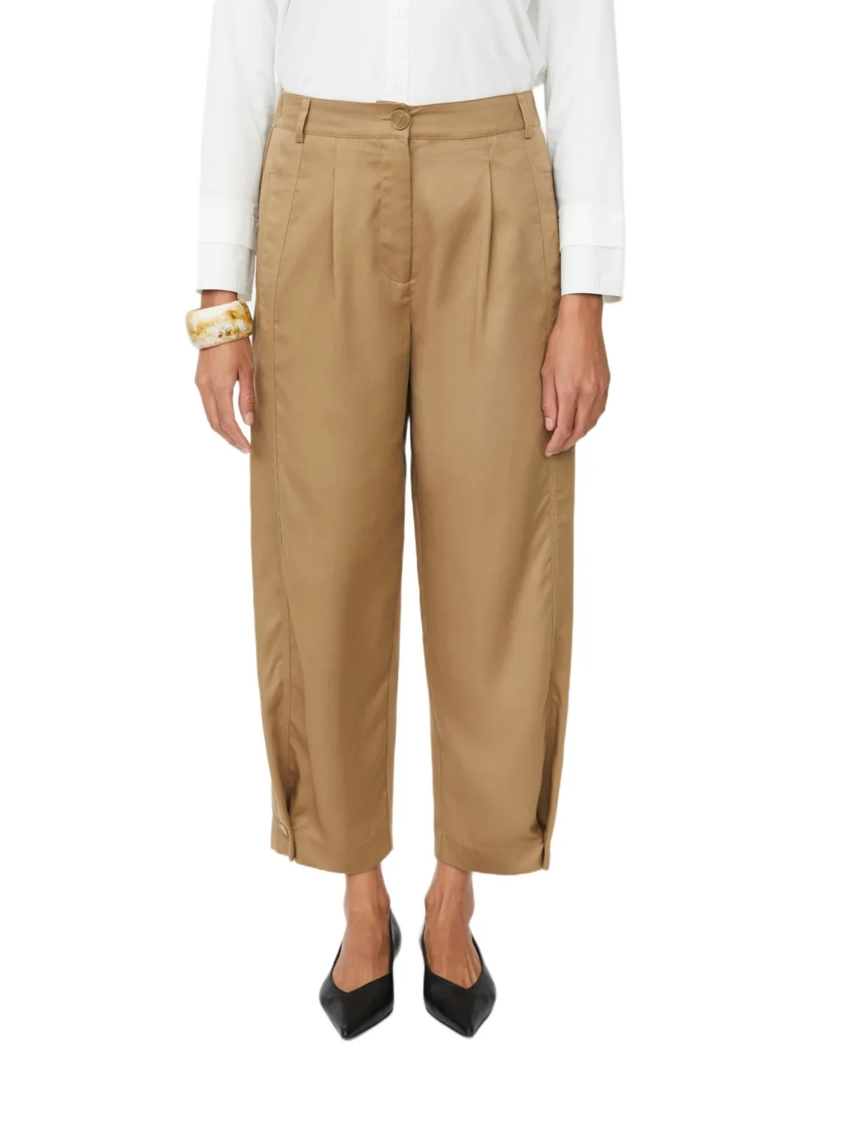 MaPunna Cropped Trousers by Masai Copenhagen