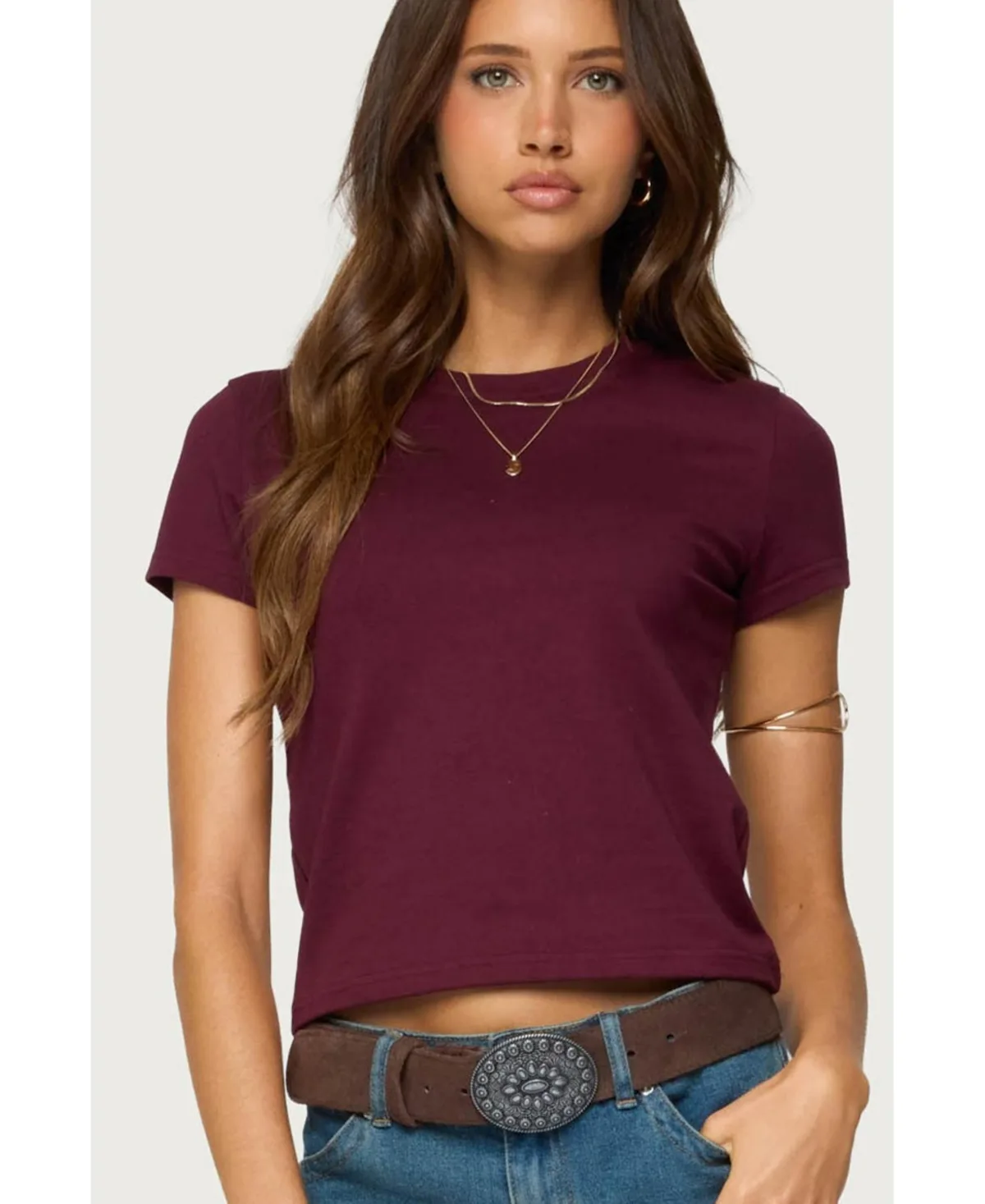 Natalie T Shirt by Edikted