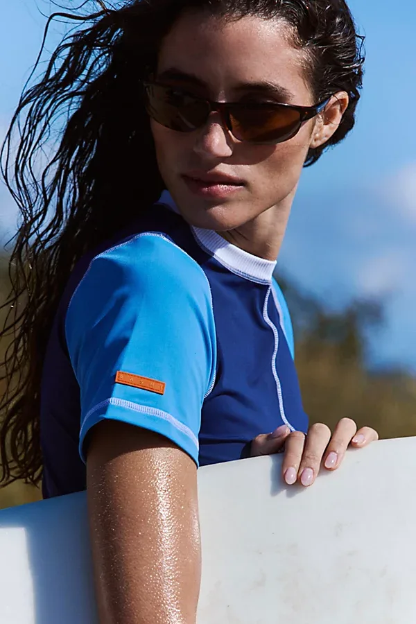 Short Sleeve Ringer Rash Guard by Rashi World