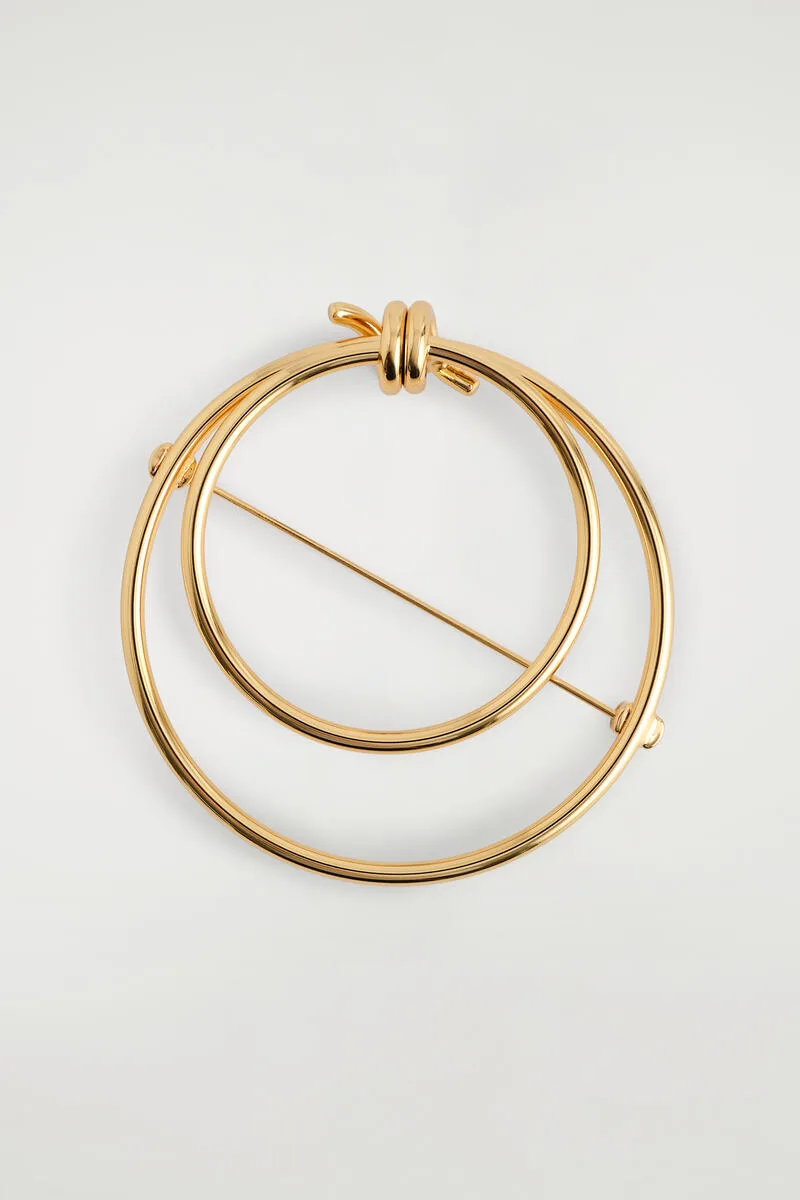 Knotted Brooch by COS