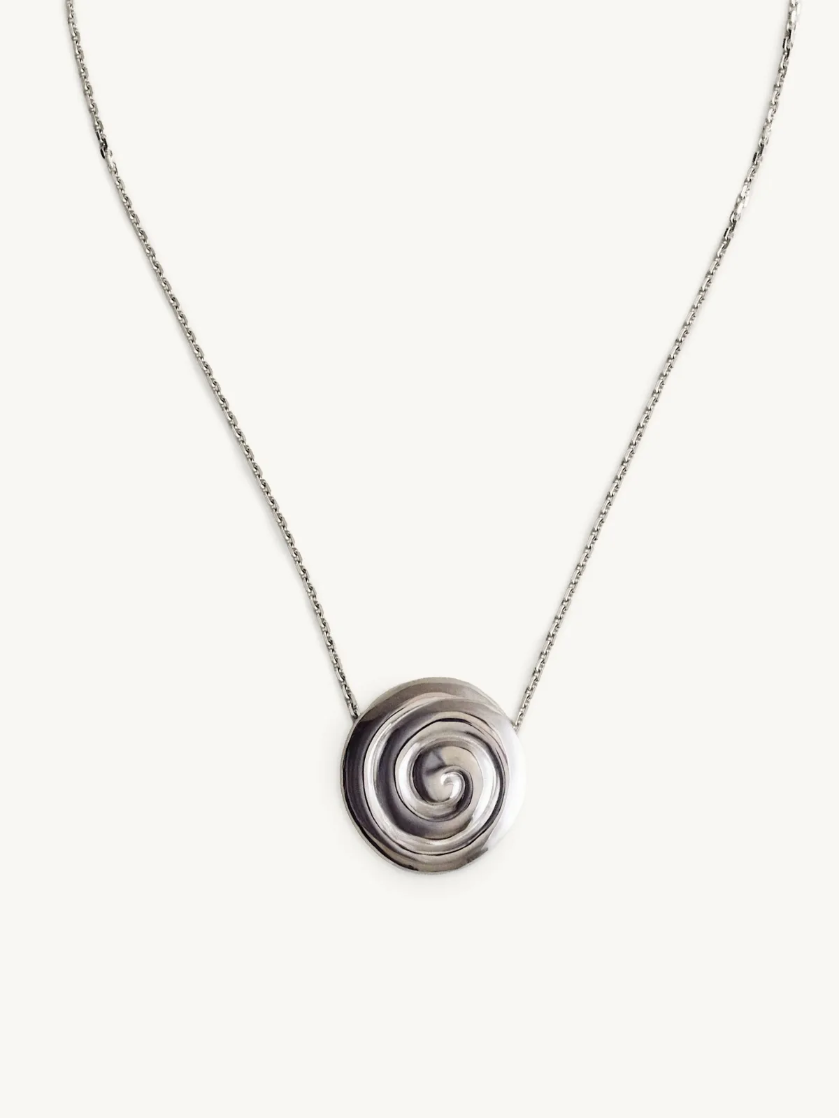 Uzu Mid Necklace by Louis Abel