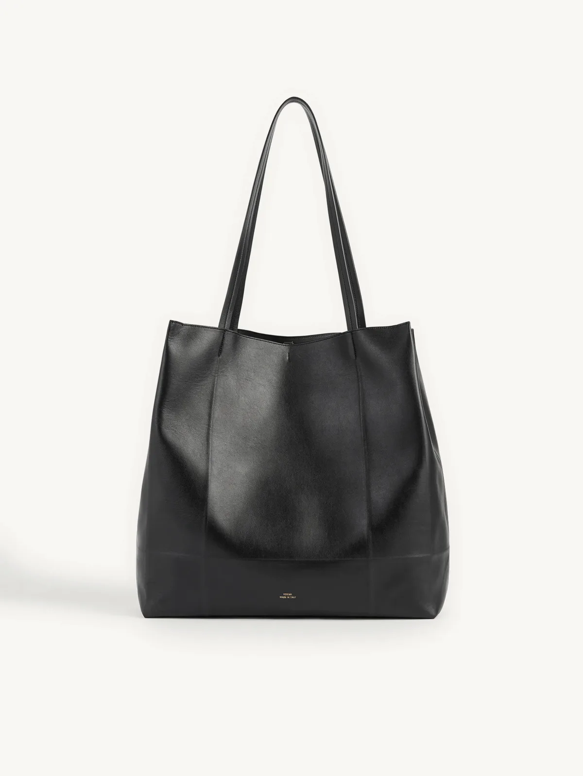 Roam Leather Tote by Toteme