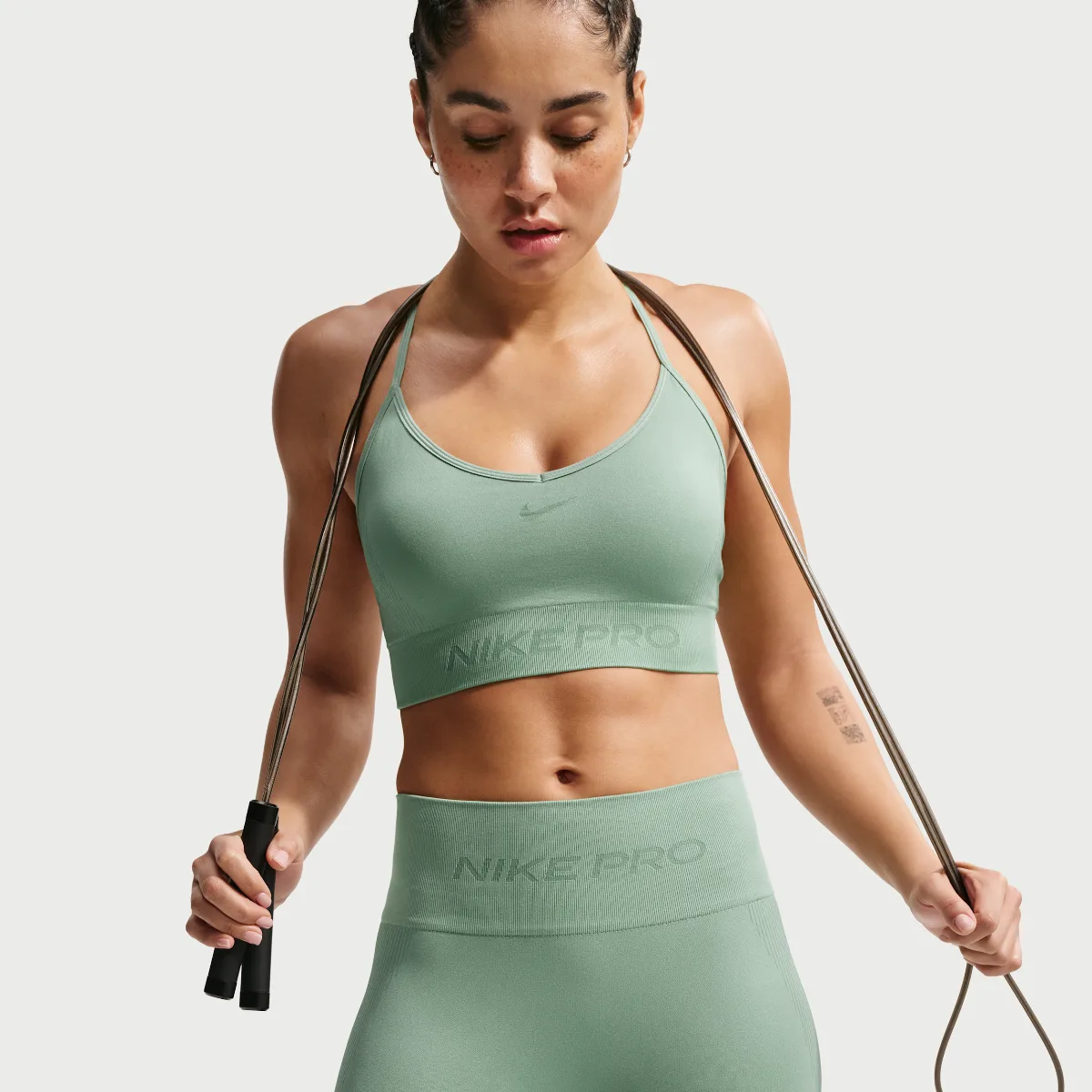 Pro Seamless Light-Support Padded Sports Bra