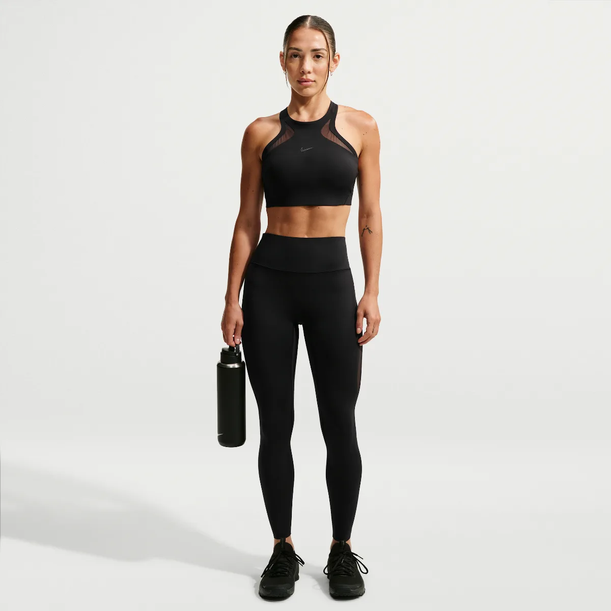 Universa High-Waisted 7/8 Mesh Leggings