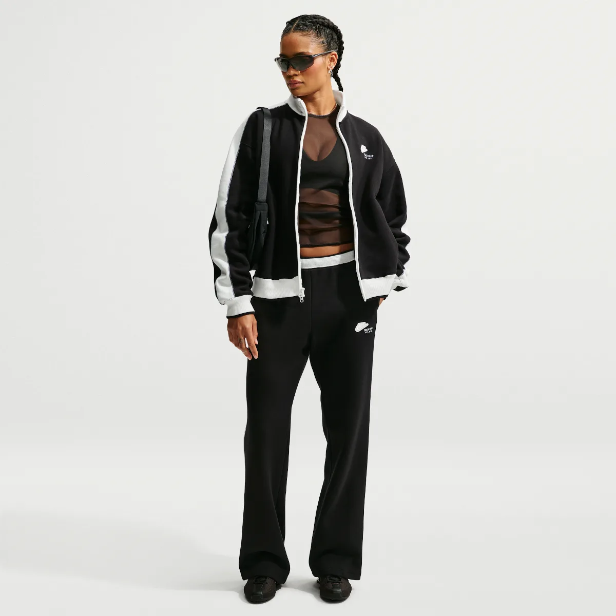 Studio Fleece Weight "Nike Run Club" Mid-Rise Track Pants