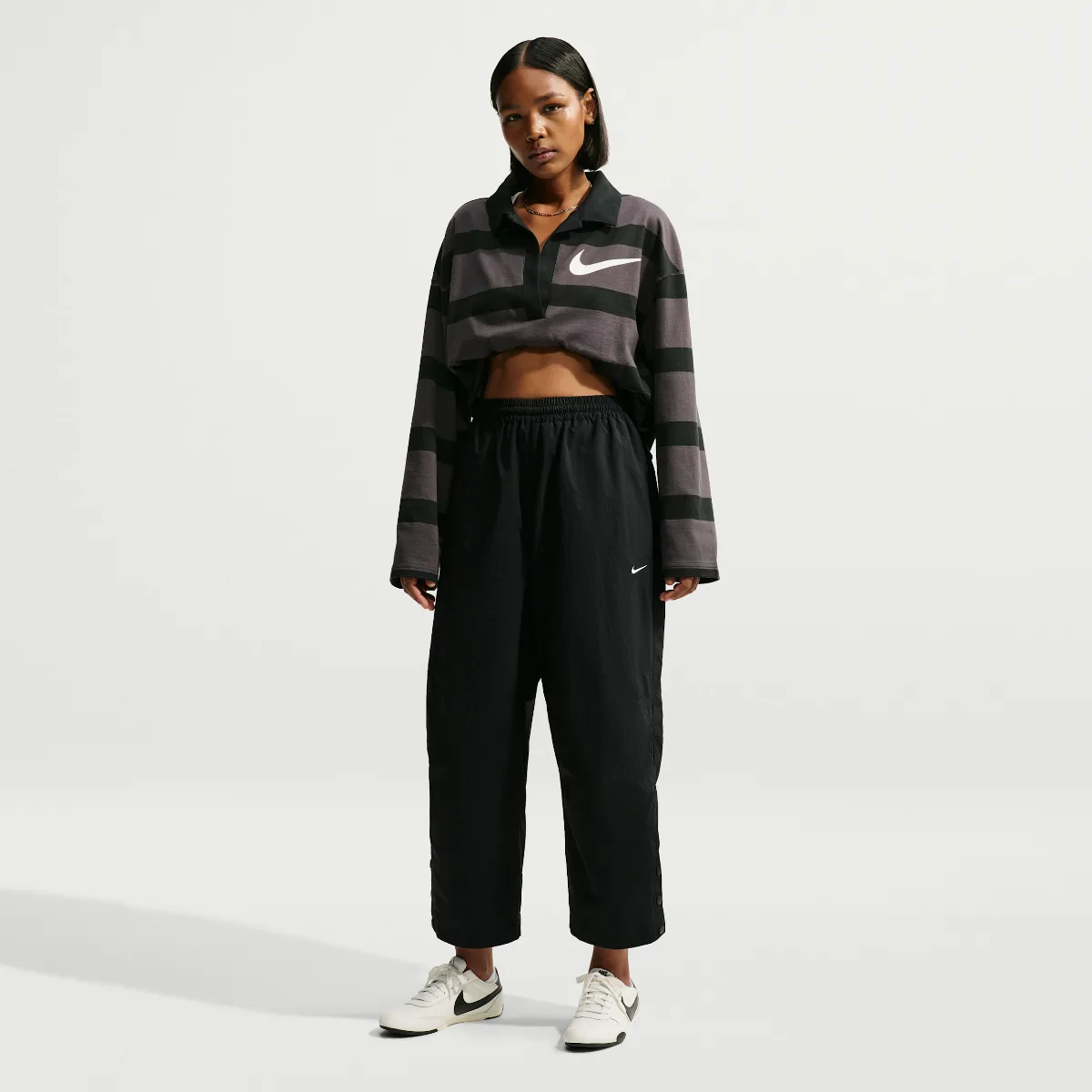 Nike Sportswear Oversized High-Waisted Woven Pants