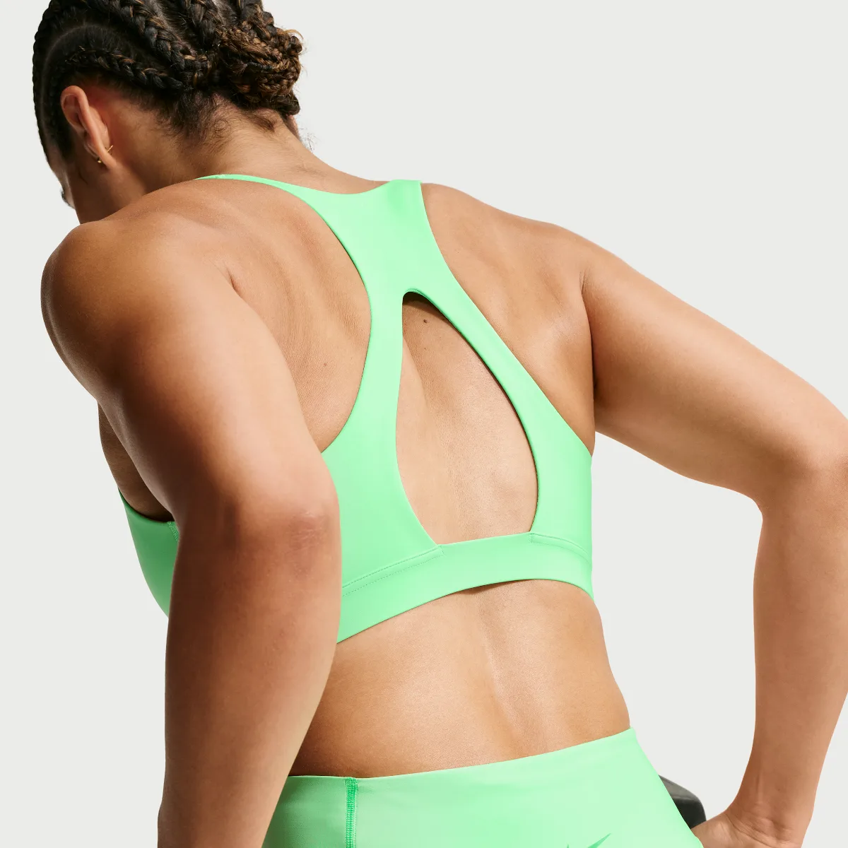 Universa Medium-Support Padded Sport Bra