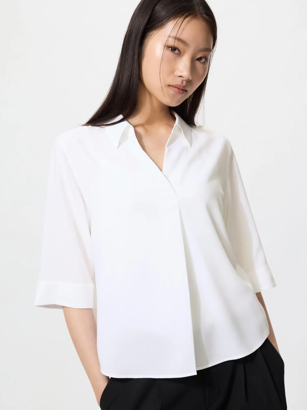 Rayon Skipper Collar Blouse 3/4 Sleeve by UNIQLO