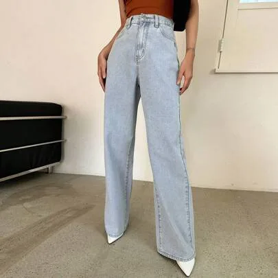 Slant Pocket Straight Leg Jeans by DAZY