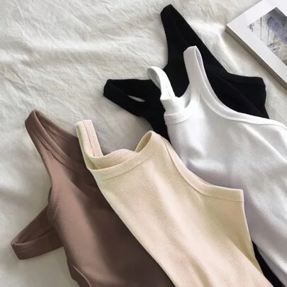 Solid Color Round Neck Basic Tank Top by IslaSuriya