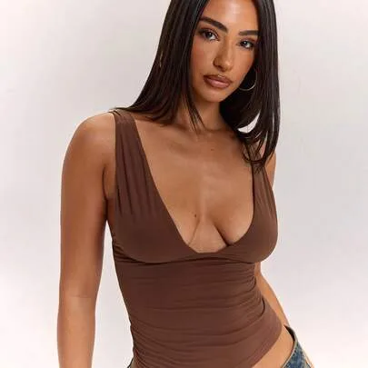 V-Neck Fitted Camisole Backless Cropped Tank Top by SHEIN
