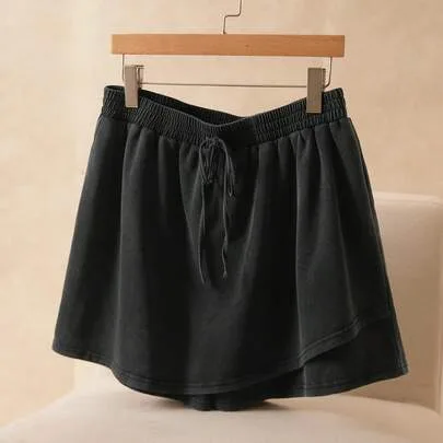 Casual Wrap Shorts by Elaquor