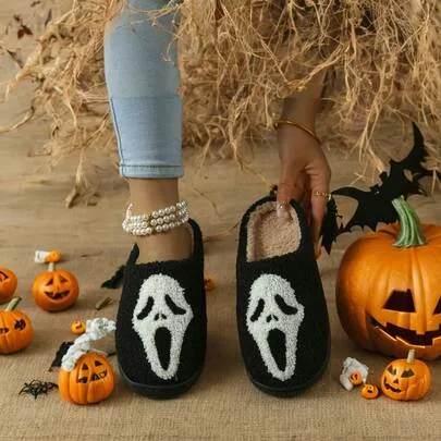 Halloween Cozy Funny Indoor Slippers by SHEIN