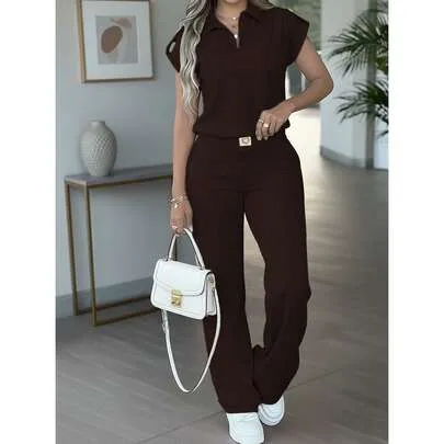 2-Piece Casual Outfit, Solid Color Short Sleeve Top Paired with Heart Logo Printed Pants by SHEIN