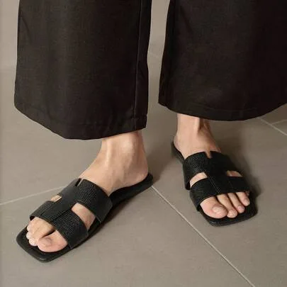 Casual Strap Slide Sandals, Comfortable Flat Heel Round Toe Beach Slippers, Versatile Slip-On Sandals by Alvarani