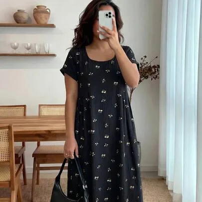 Short-Sleeved Loose A-Line Ditsy Floral Summer Beach Dress by Enliva