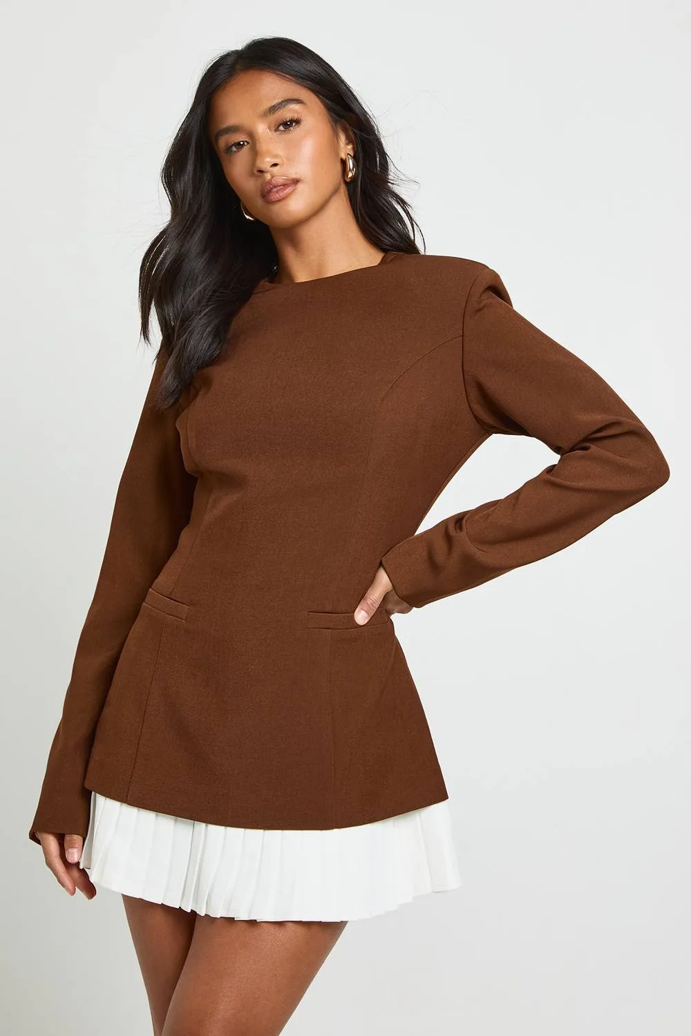 Tailored Pleated Hem Structured Mini Dress - Woven by boohoo