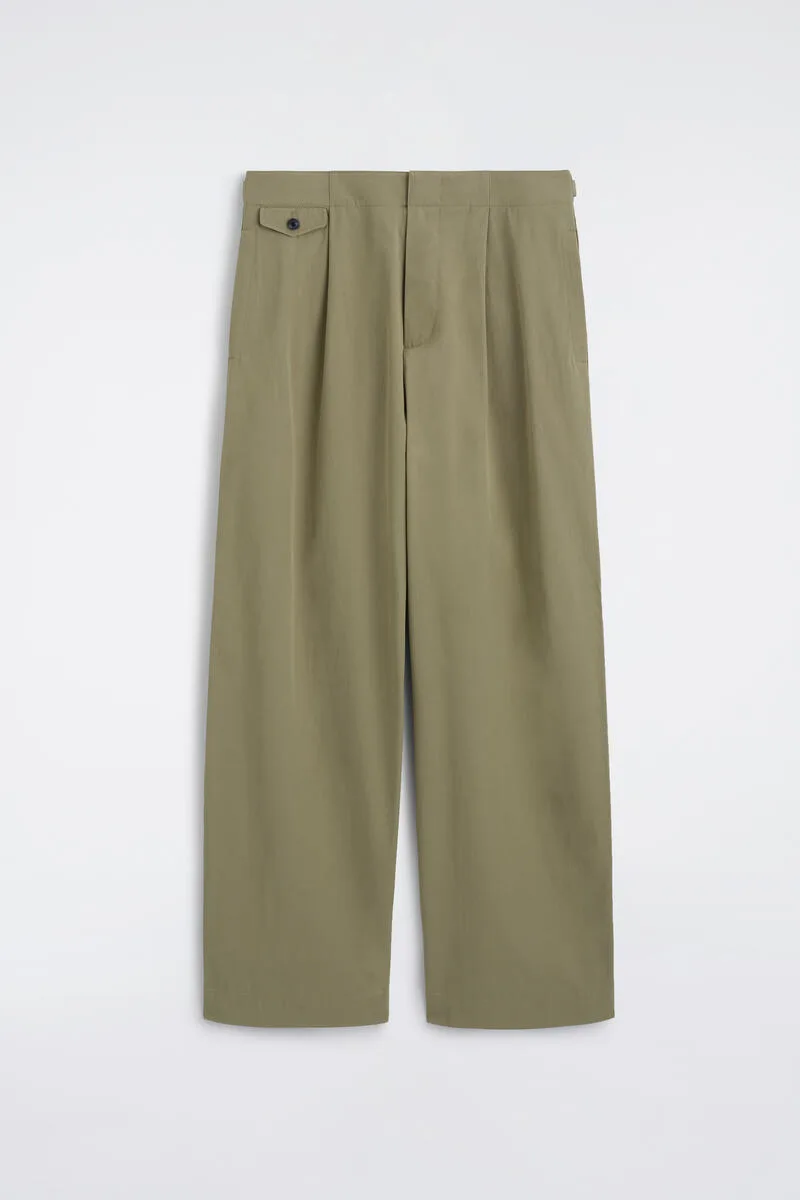 Pocket-Detail Relaxed-Fit Wide-Leg Pants