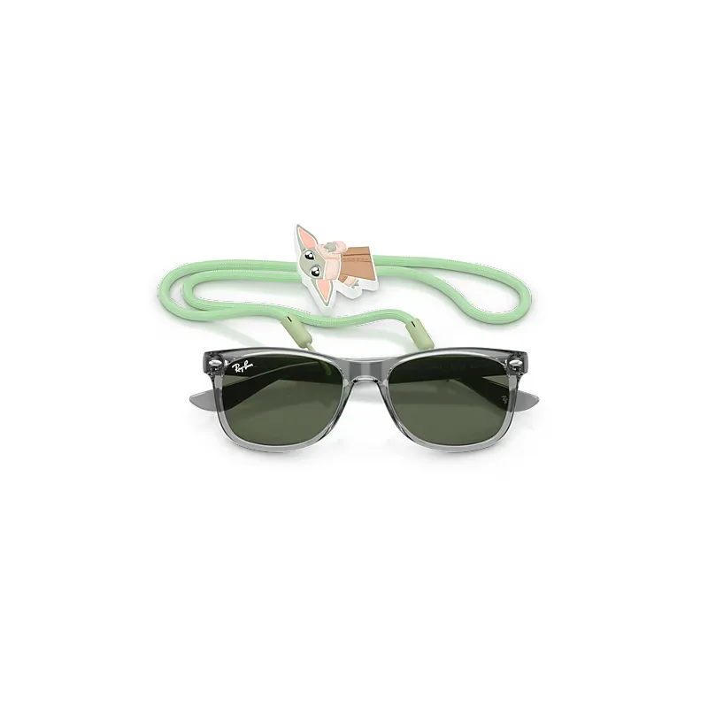 Star Wars™ - Grogu Mini New Wayfarer Sunglasses Grey Frame Green Lenses by Ray-Ban