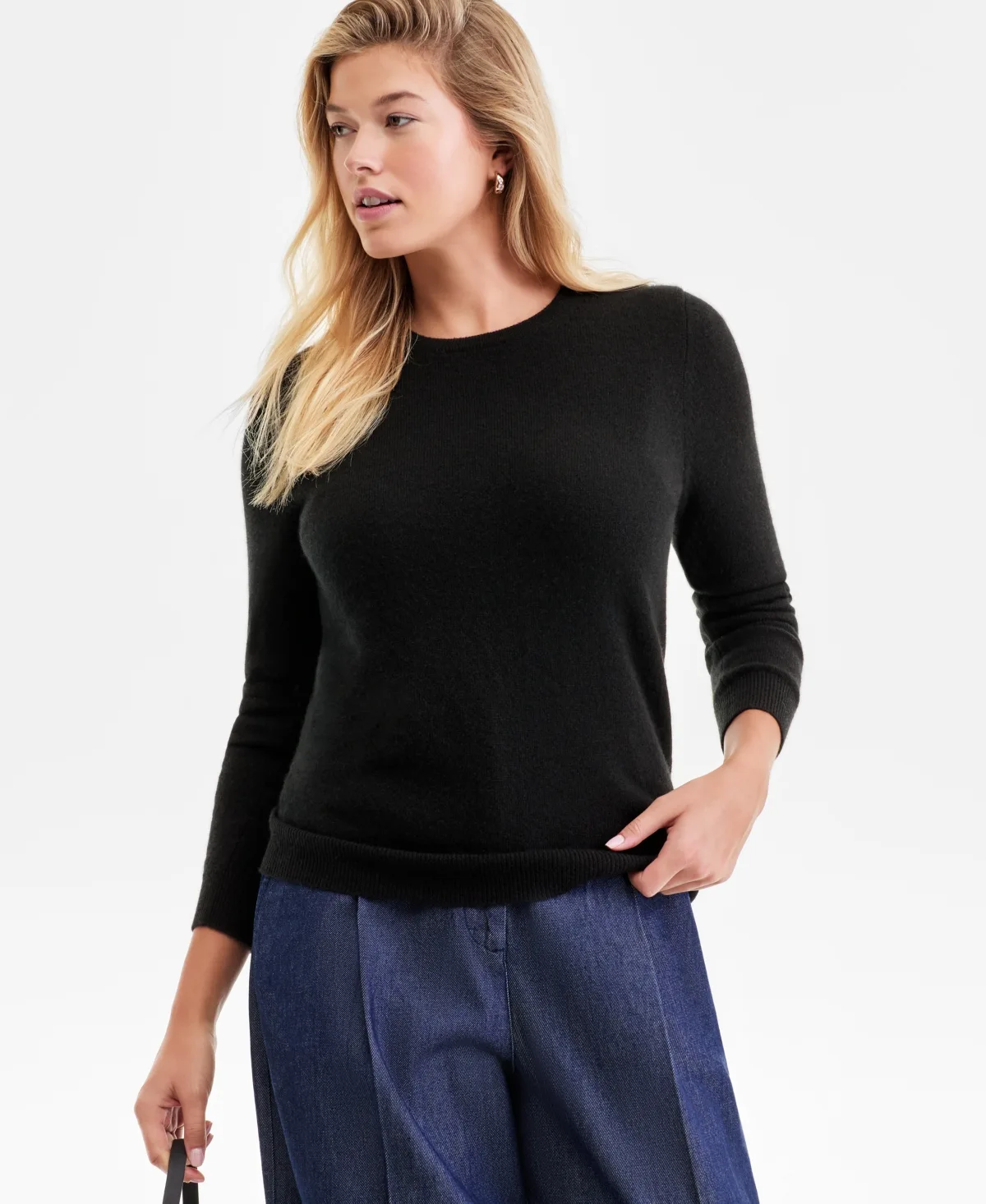Long-Sleeve 100% Cashmere Crewneck Sweater