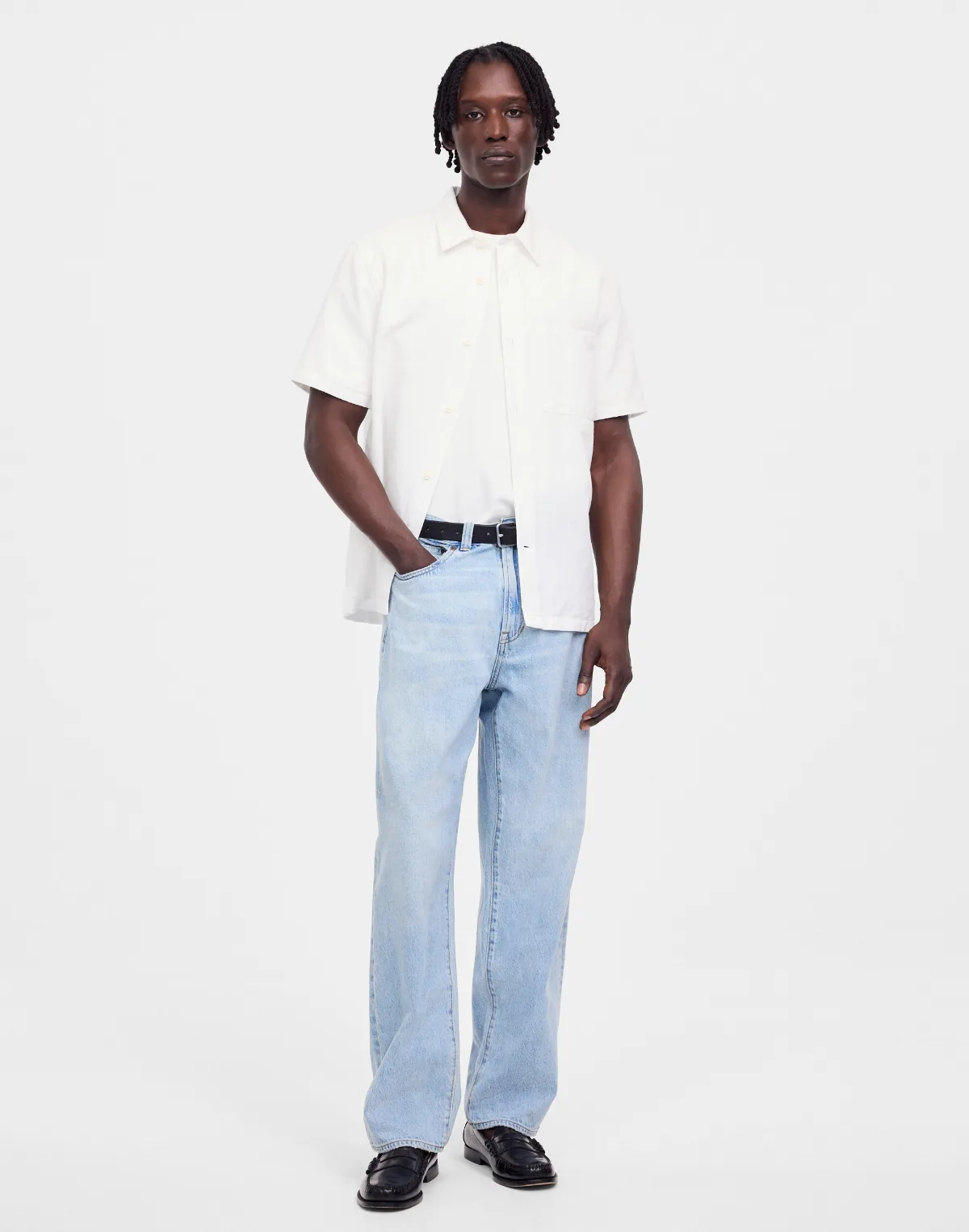 Button-Up Short-Sleeve Shirt in Cotton-Linen Blend by MW