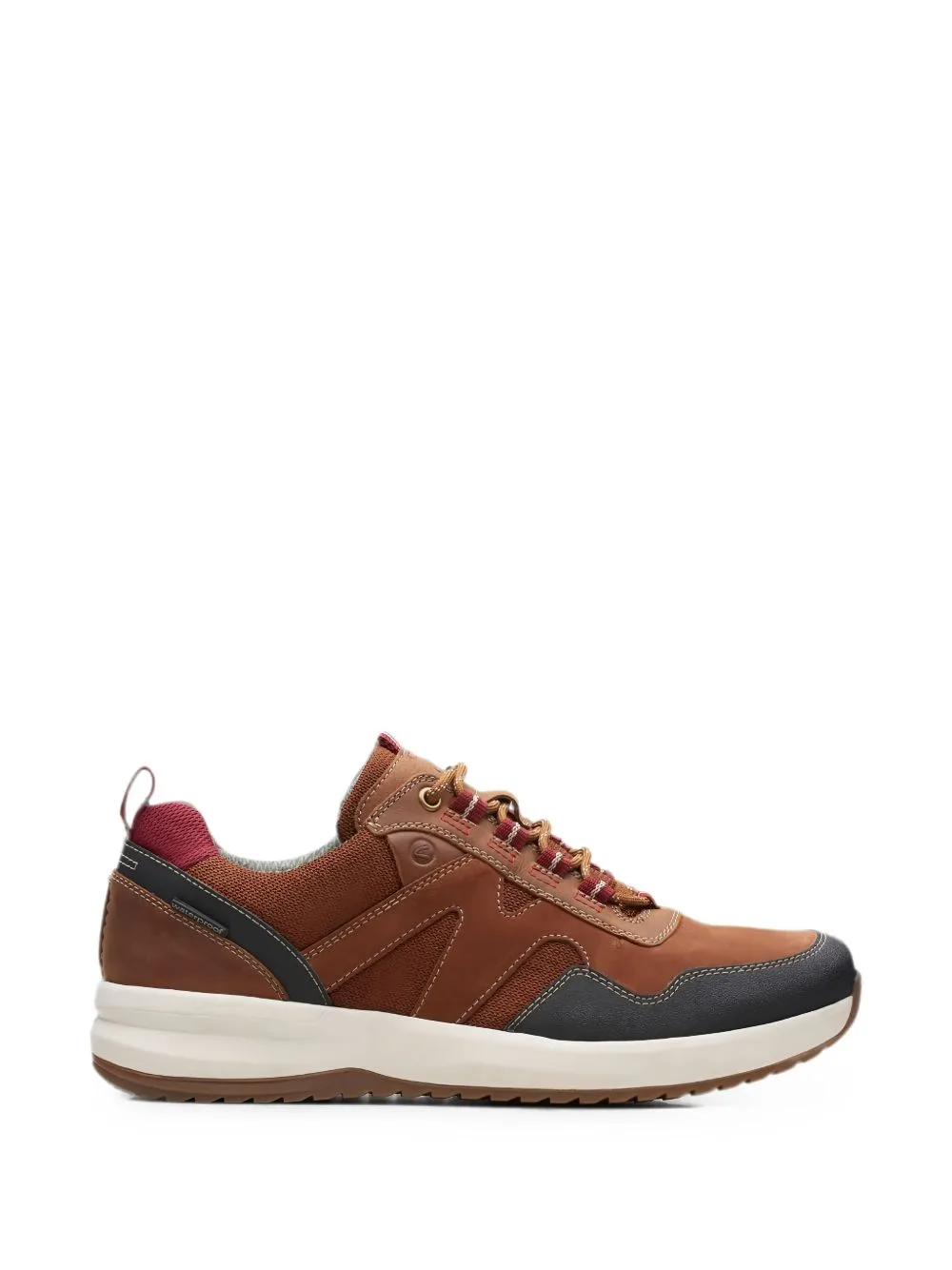 Wellman Trail Panelled Sneakers by Clarks Originals