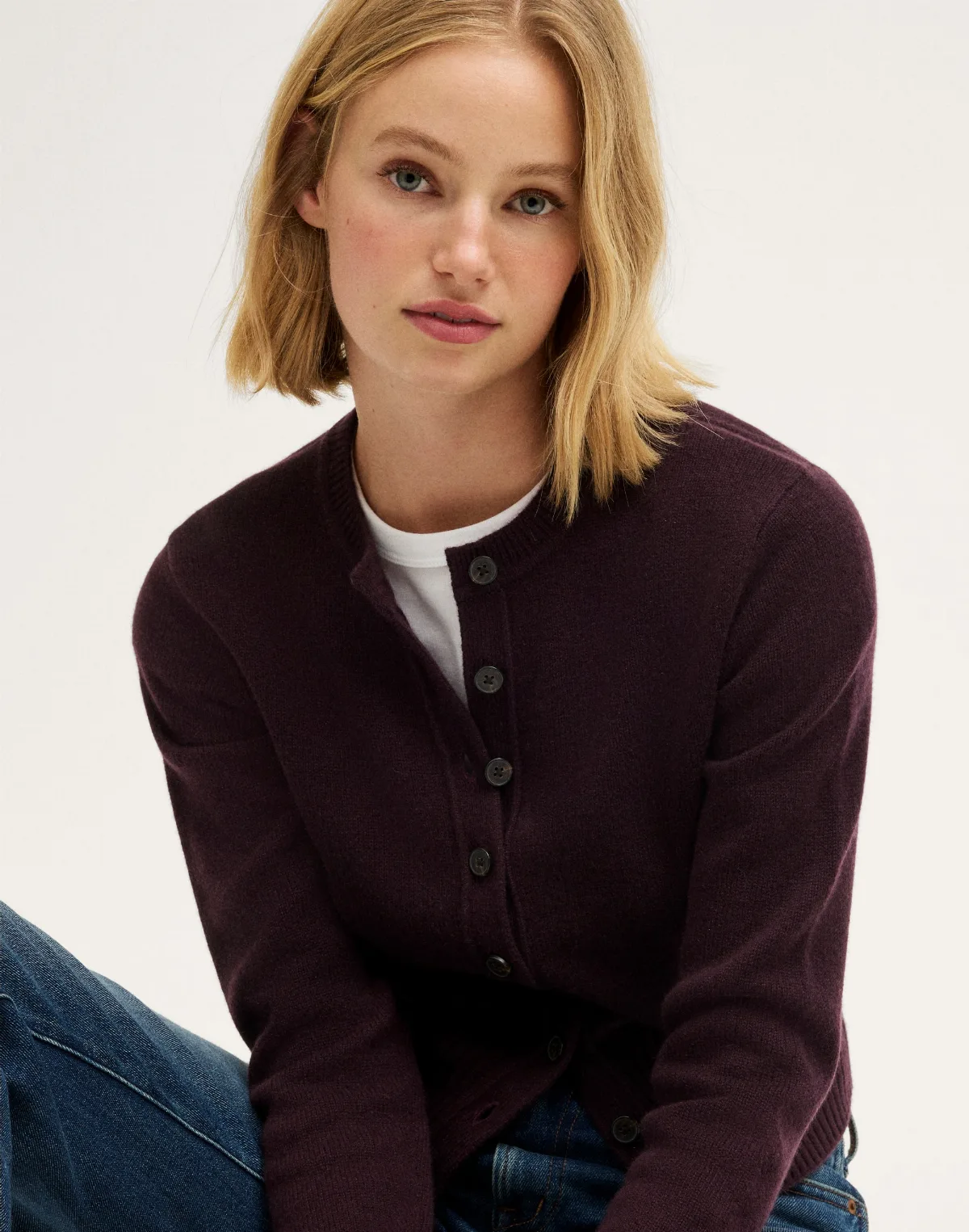 Crewneck Cardigan in 100% Cashmere