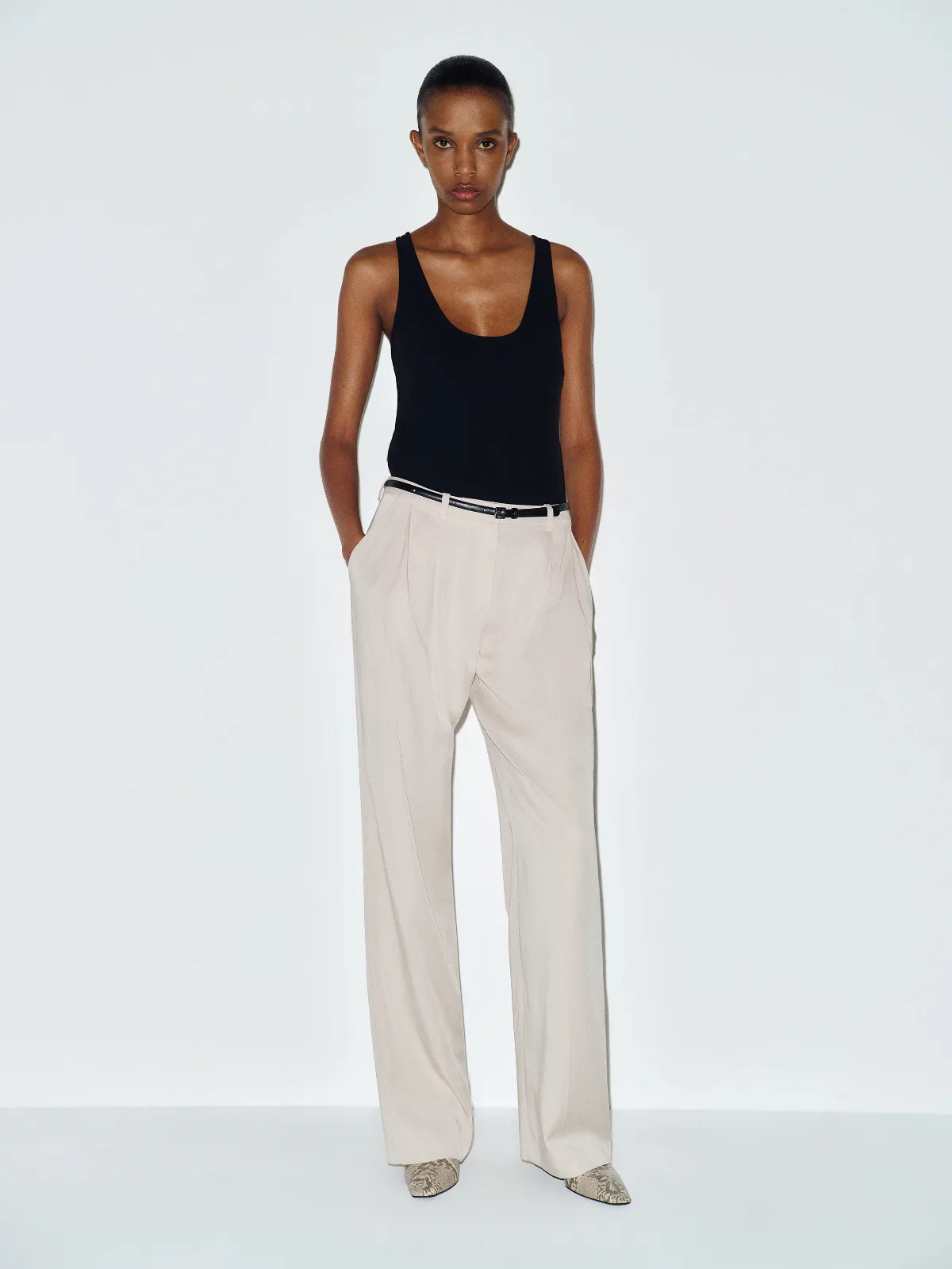 Veya Top by Reformation